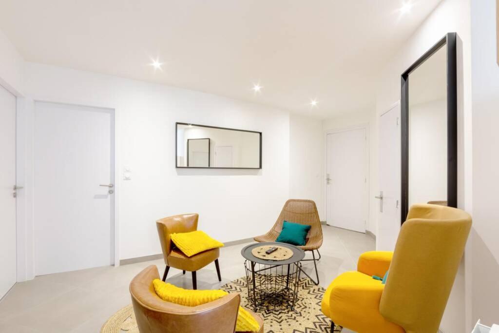 ברסט La Chambre Liberte 2, Sdb Privative Et Tv, Cuisine Salon Partages, Confort Et Hypercentre מראה חיצוני תמונה